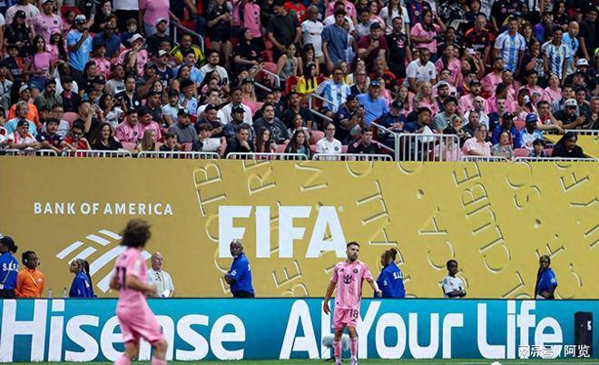 首发阵容差6岁，太轻松了，巴黎4-0迈阿密，半场鸣金收兵晋级8强